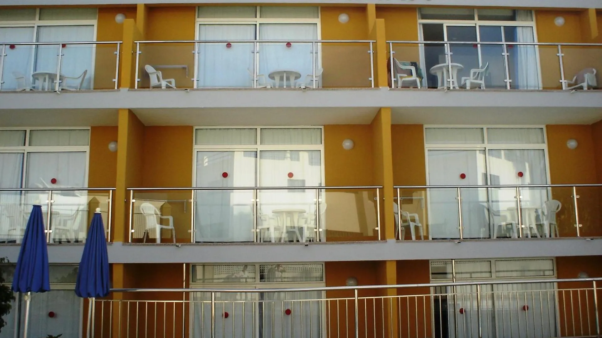 Apartamentos Karina Playa del Ingles  0*, Playa del Ingles (Gran Canaria) Spain