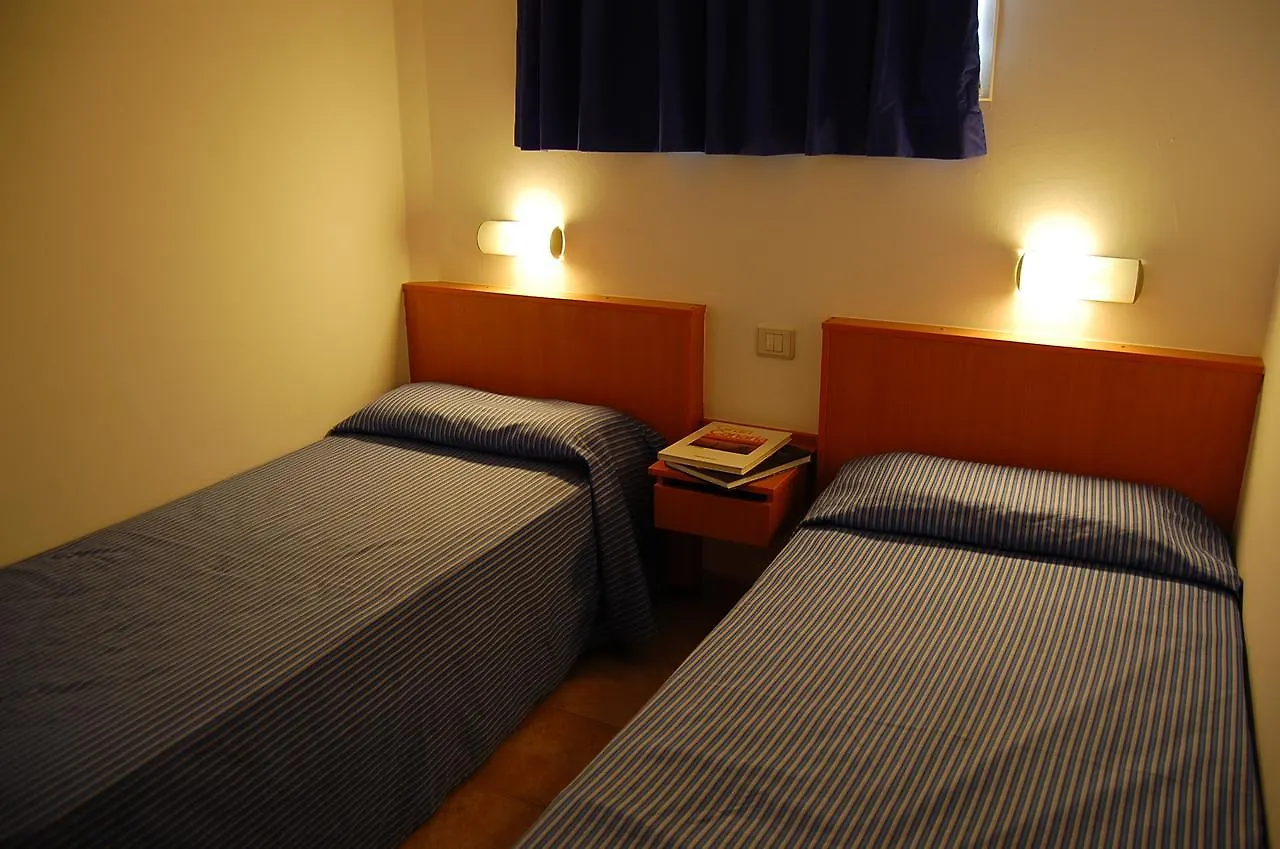 Apartamentos Karina Playa del Ingles  Apartment Playa del Ingles (Gran Canaria)